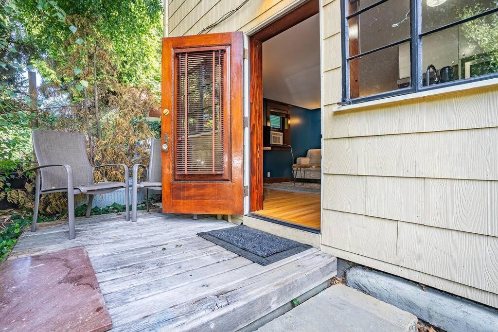 Charming 1Bd Suite In Capitol Hill - Foxglove Inn Сіетл Екстер'єр фото